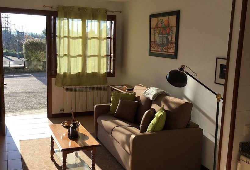 Apartamentos El Cardeo