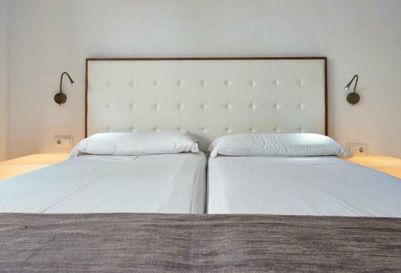 Globales Los Delfines Hotel & Apartments