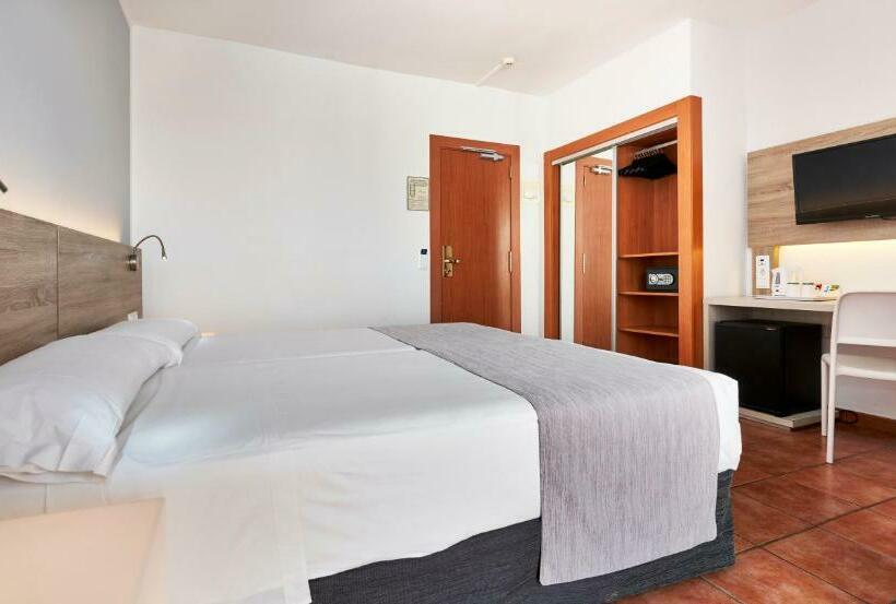 Globales Los Delfines Hotel & Apartments