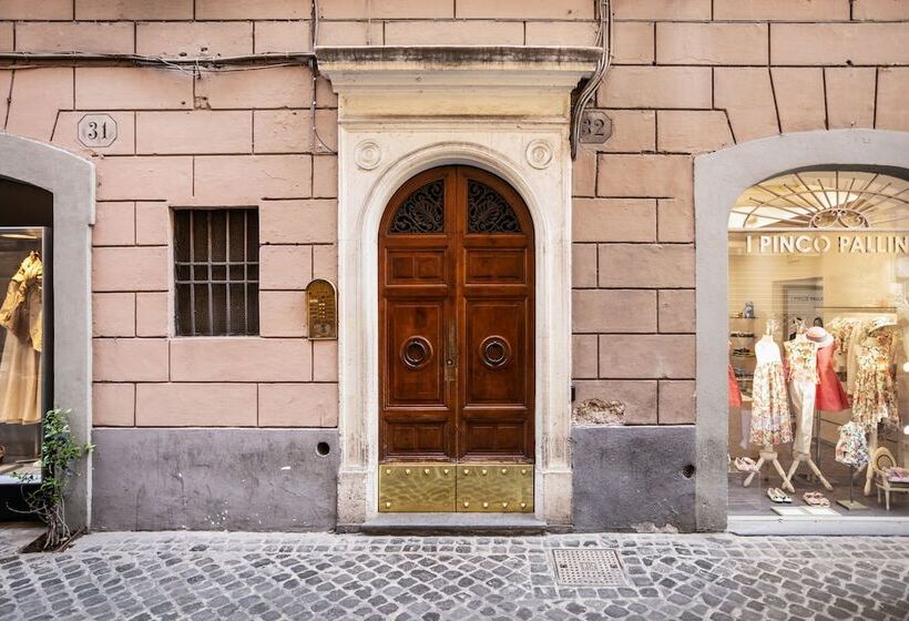 פונדק Irooms Spanish Steps