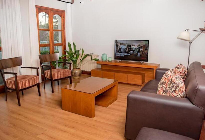 فندق فئة نجمة واحدة L Hirondelle   Adults Only