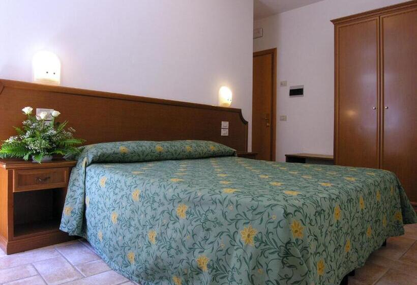 فندق Albergo La Rocca