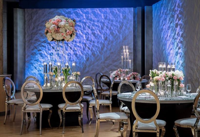 ホテル Aloft Dallas Downtown