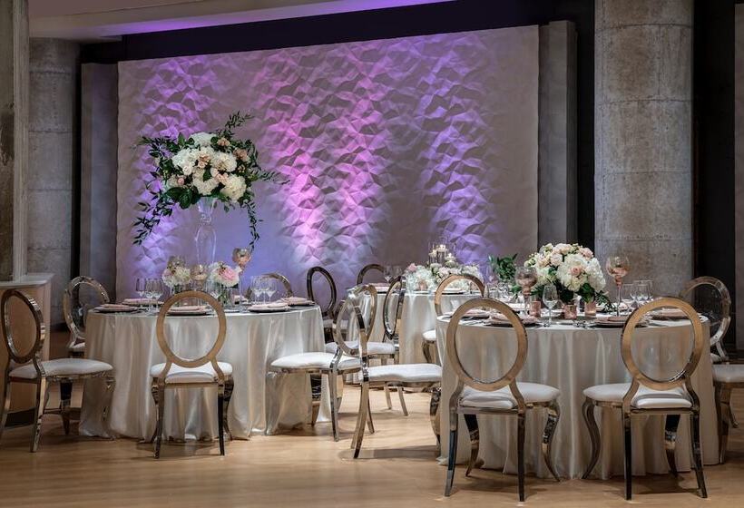 ホテル Aloft Dallas Downtown