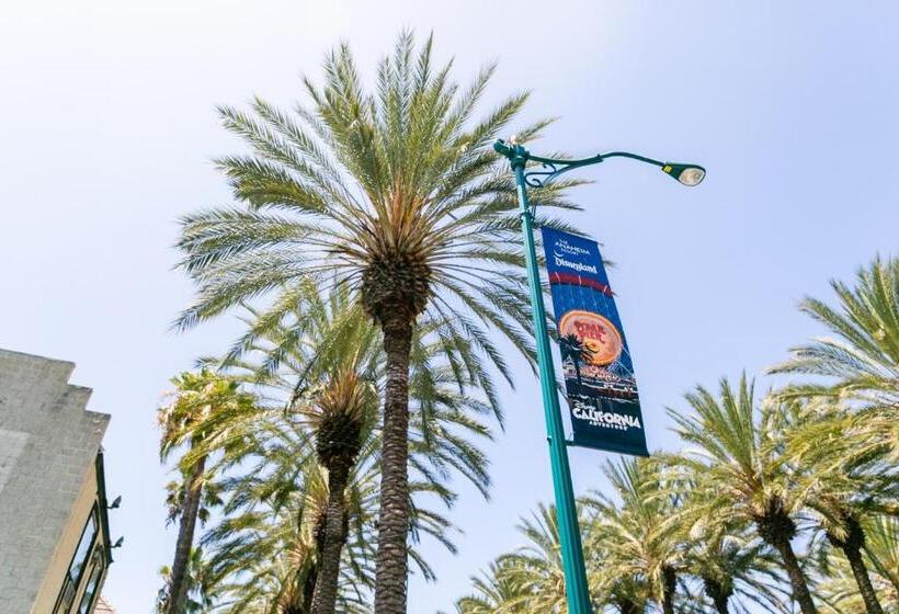 فندق Anaheim Discovery Inn And Suites