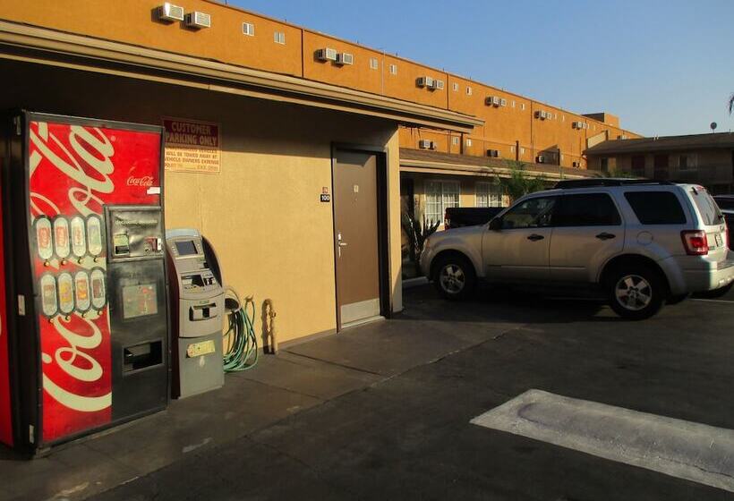 فندق Anaheim Discovery Inn And Suites