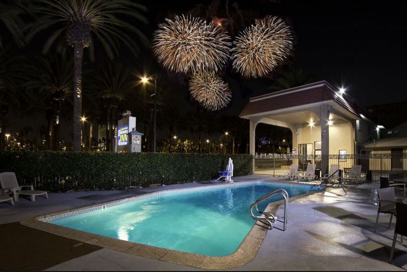 فندق Anaheim Discovery Inn And Suites