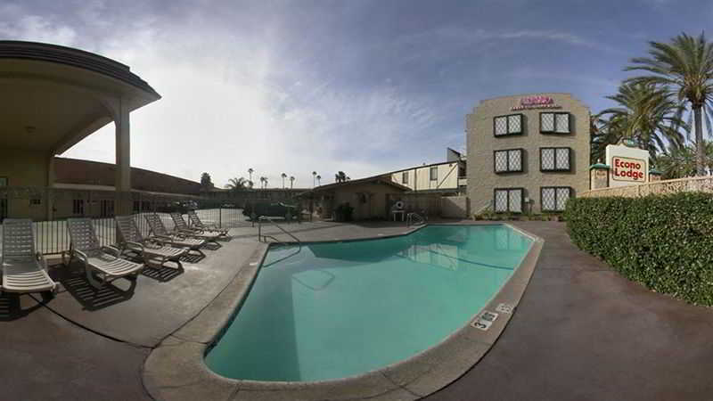 فندق Anaheim Discovery Inn And Suites