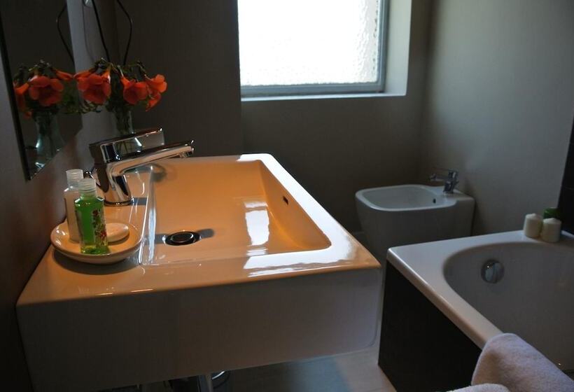 Отель Baia Azzurra