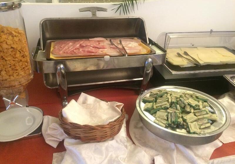 Отель Baia Azzurra