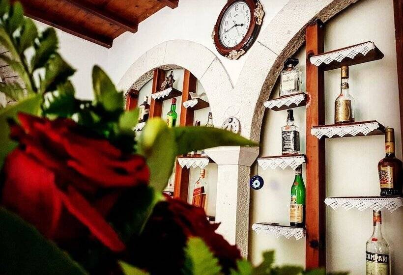 בית מלון כפרי Berati