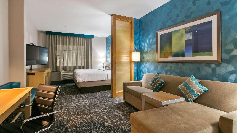هتل Best Western Plus Houston Atascocita Inn & Suites