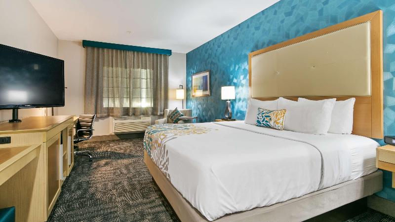 هتل Best Western Plus Houston Atascocita Inn & Suites