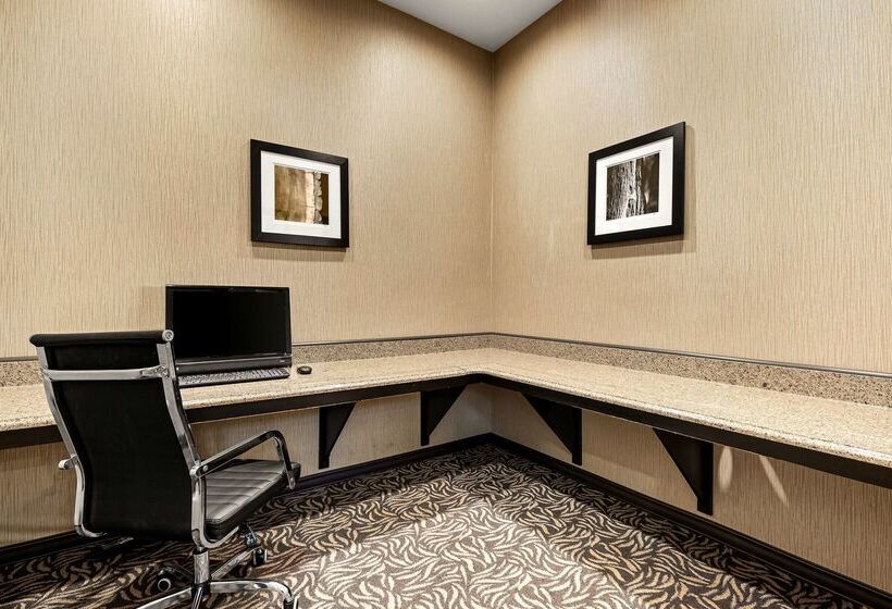 فندق Sonesta Essential Indianapolis Airport