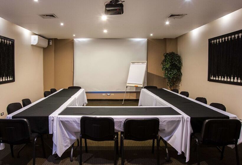 هتل Best Western Plus Chihuahua Aeropuerto