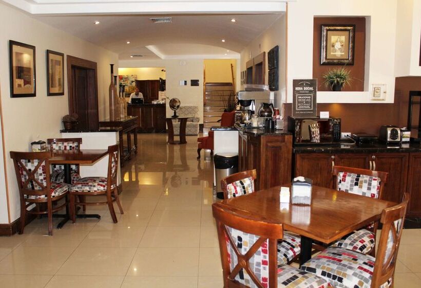 هتل Best Western Plus Chihuahua Aeropuerto