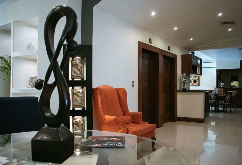 هتل Best Western Plus Chihuahua Aeropuerto