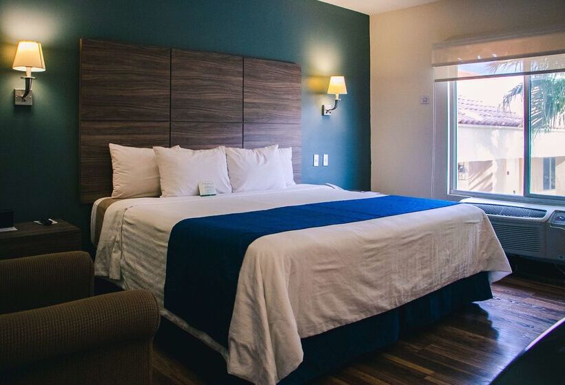 هتل Best Western Plus Chihuahua Aeropuerto