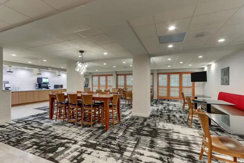 酒店 Best Western Plus Dalton Inn