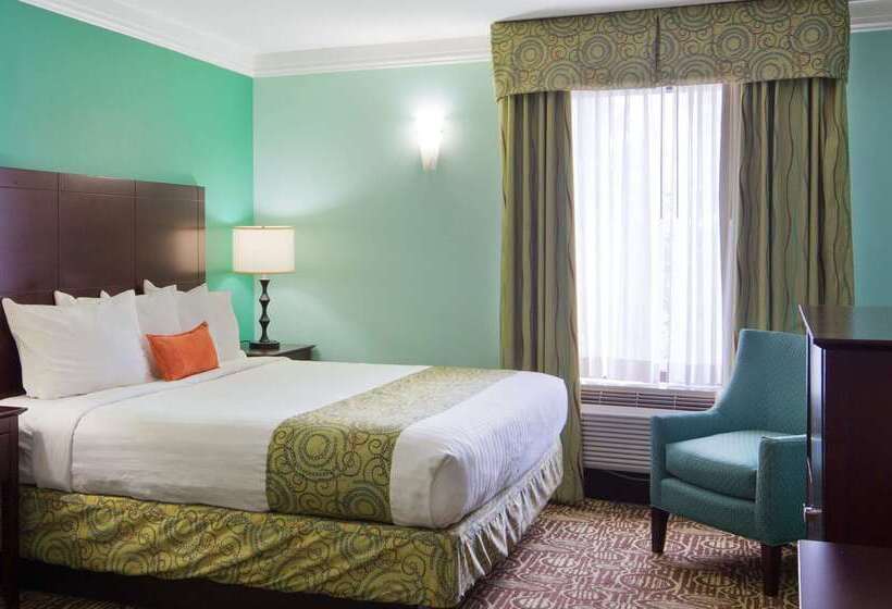 Отель Best Western Plus Glen Allen Inn