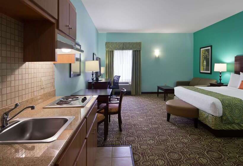 Отель Best Western Plus Glen Allen Inn