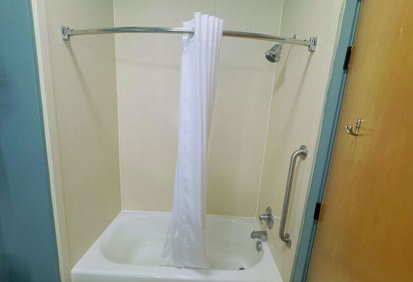 Отель Best Western Plus Glen Allen Inn