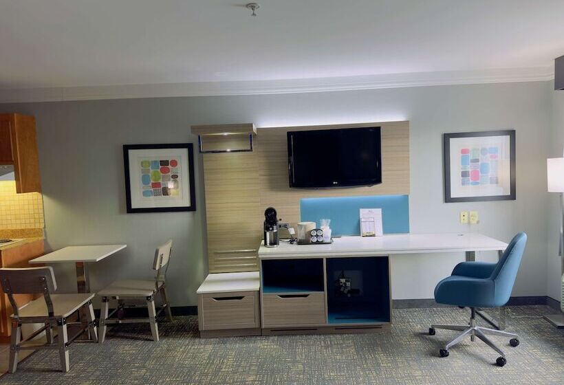 Отель Best Western Plus Glen Allen Inn