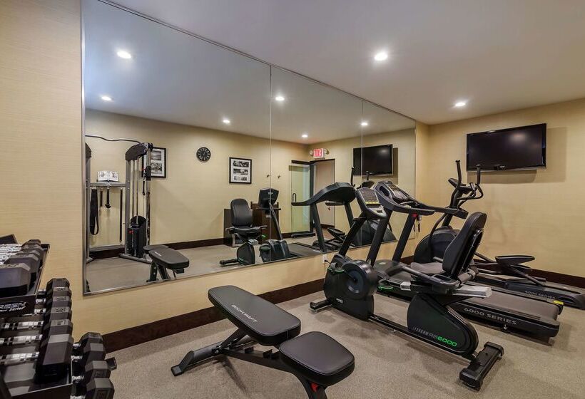 فندق Best Western Plus Plaza