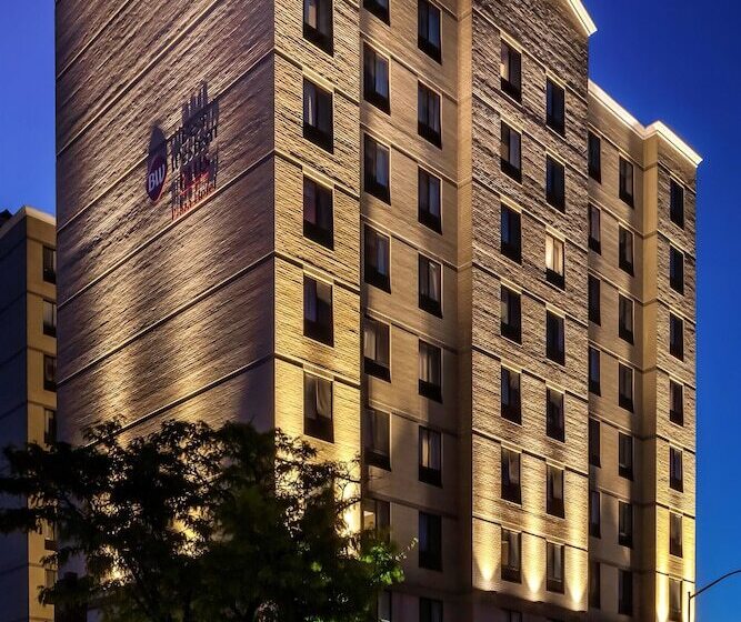 فندق Best Western Plus Plaza