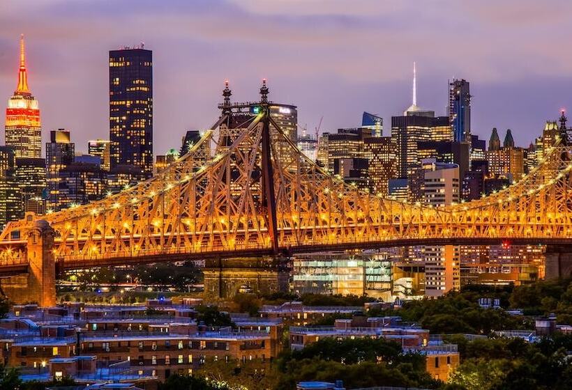 فندق Best Western Plus Plaza