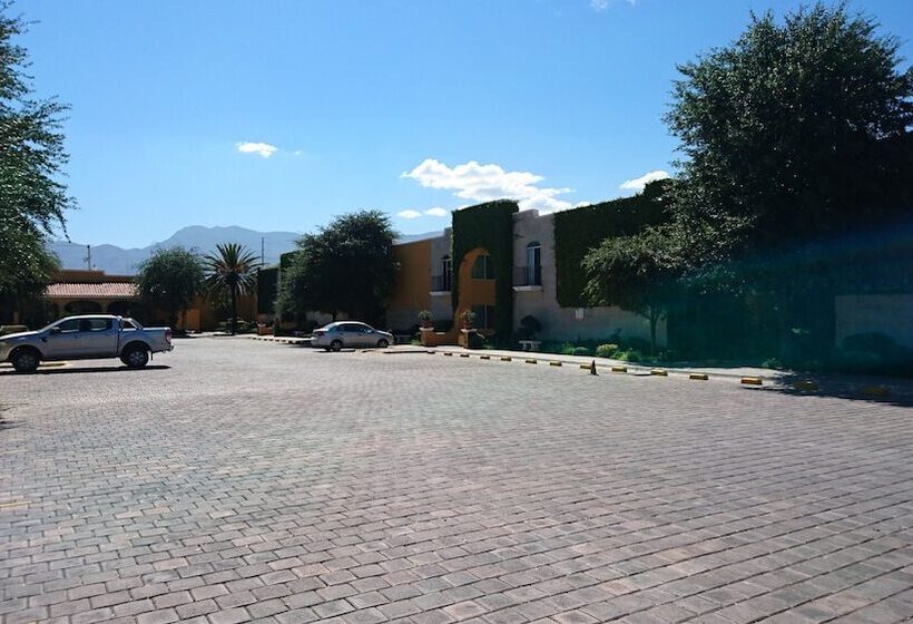 בית מלון כפרי Best Western Saltillo