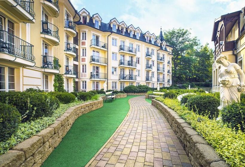 בית מלון כפרי Carlsbad Plaza Medical Spa & Wellness