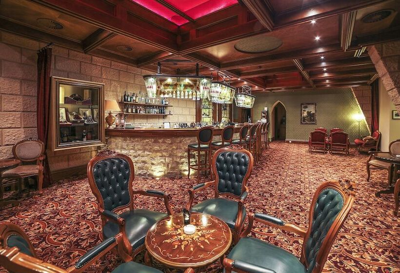 בית מלון כפרי Carlsbad Plaza Medical Spa & Wellness