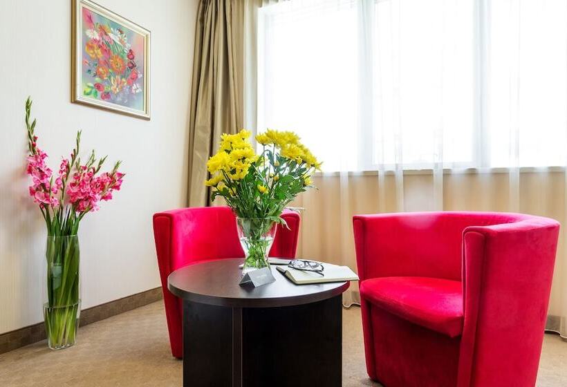 City Avenue Hotel By Hmg Free Parking Free Wi Fi