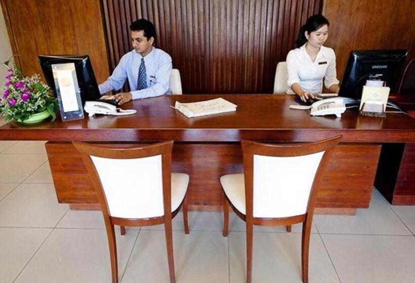 ホテル City Inn Vientiane