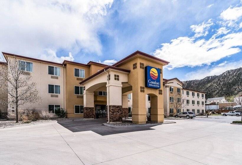 فندق Comfort Inn & Suites