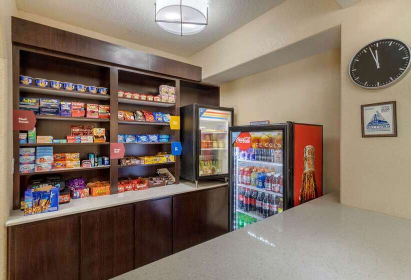 Отель Comfort Suites Baytown I   10