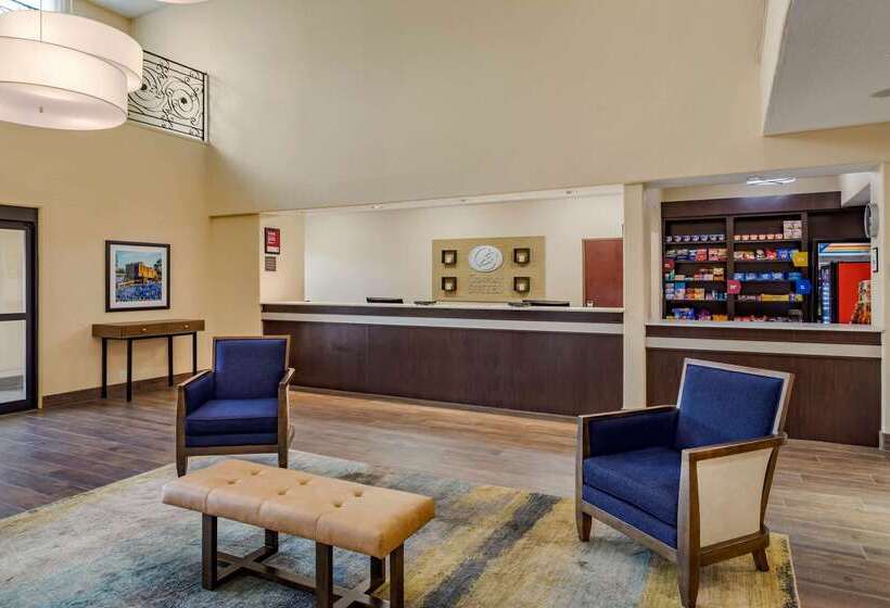 Отель Comfort Suites Baytown I   10