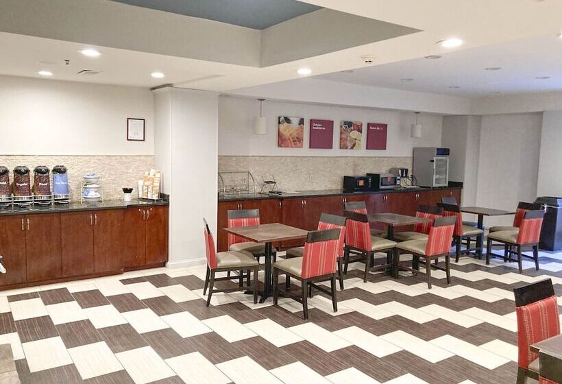 Отель Spark By Hilton Bluffton Hilton Head Island