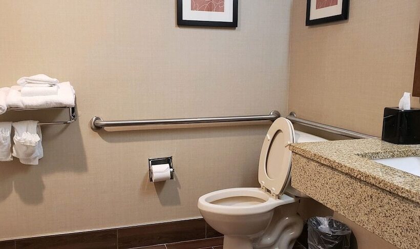 Отель Spark By Hilton Bluffton Hilton Head Island