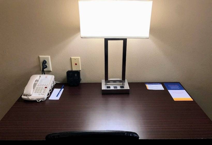 Отель Spark By Hilton Bluffton Hilton Head Island