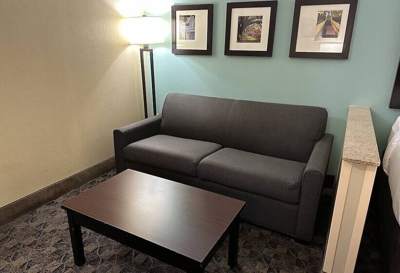 Отель Spark By Hilton Bluffton Hilton Head Island