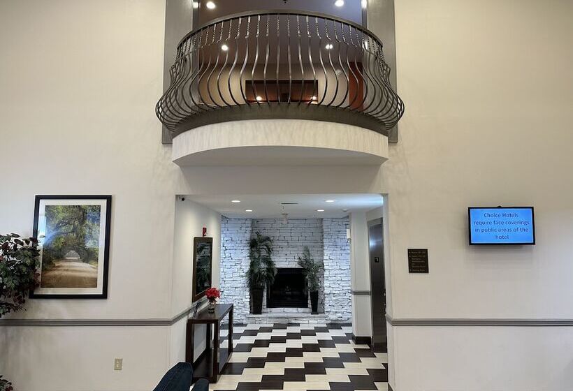 Отель Spark By Hilton Bluffton Hilton Head Island