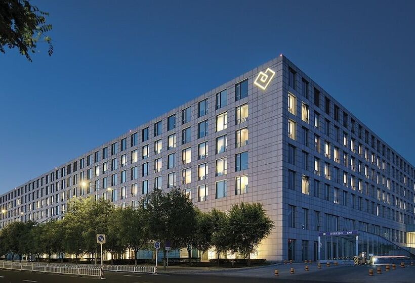 هتل Cordis  Beijing Capital Airport By Langham Hospitality Group