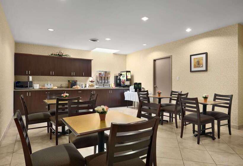 هتل Days Inn By Wyndham Brampton