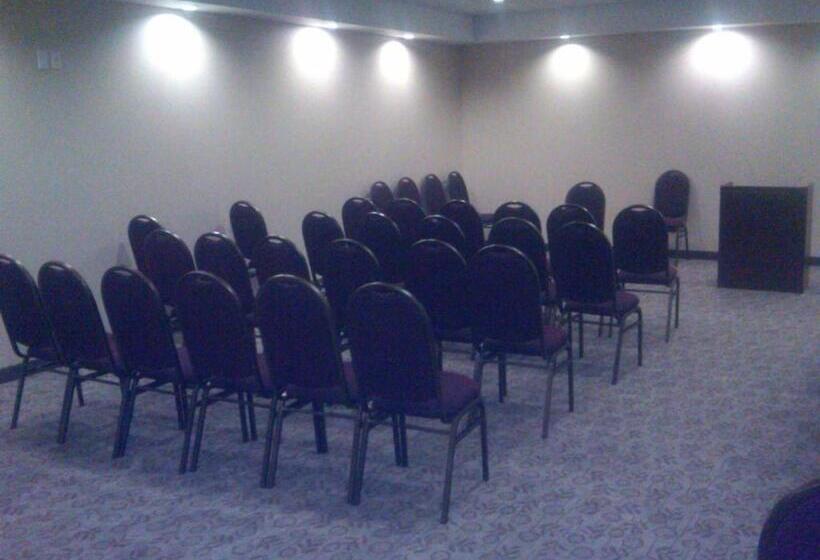 هتل Days Inn By Wyndham Brampton