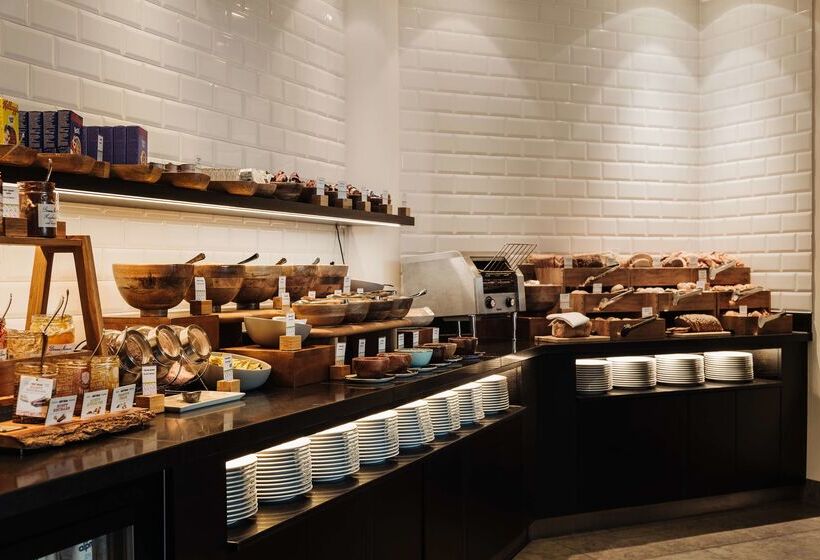 هتل Doubletree By Hilton  Amsterdam Centraal Station