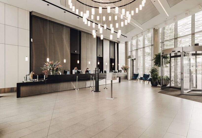 هتل Doubletree By Hilton  Amsterdam Centraal Station