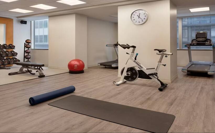 فندق Doubletree By Hilton New York Downtown