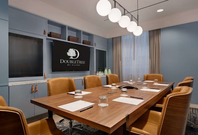 فندق Doubletree By Hilton New York Downtown